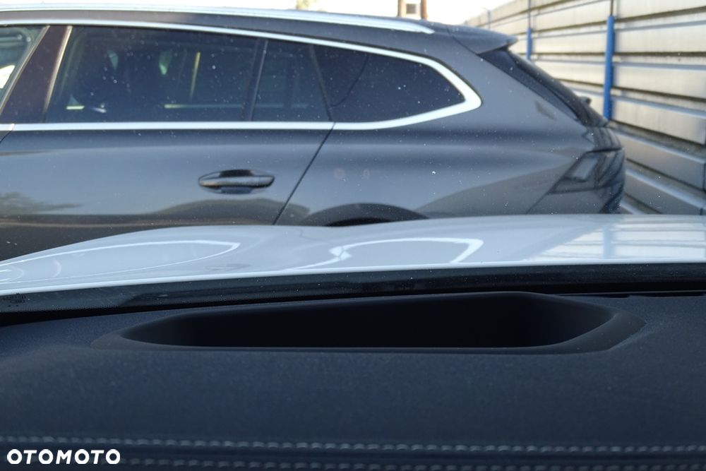 BMW Seria 5 530d mHEV Luxury Line sport - 32