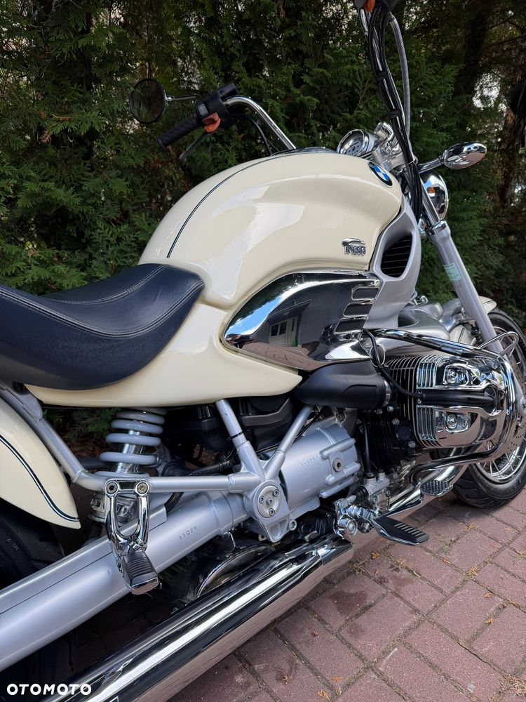 BMW R - 8