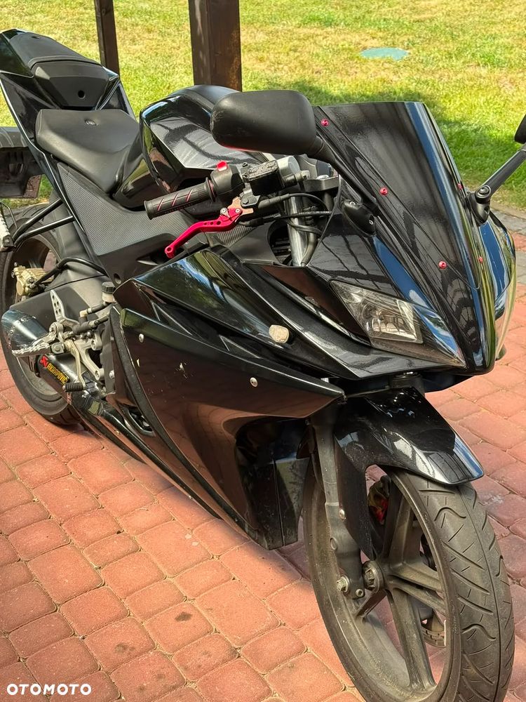 Yamaha YZF - 3