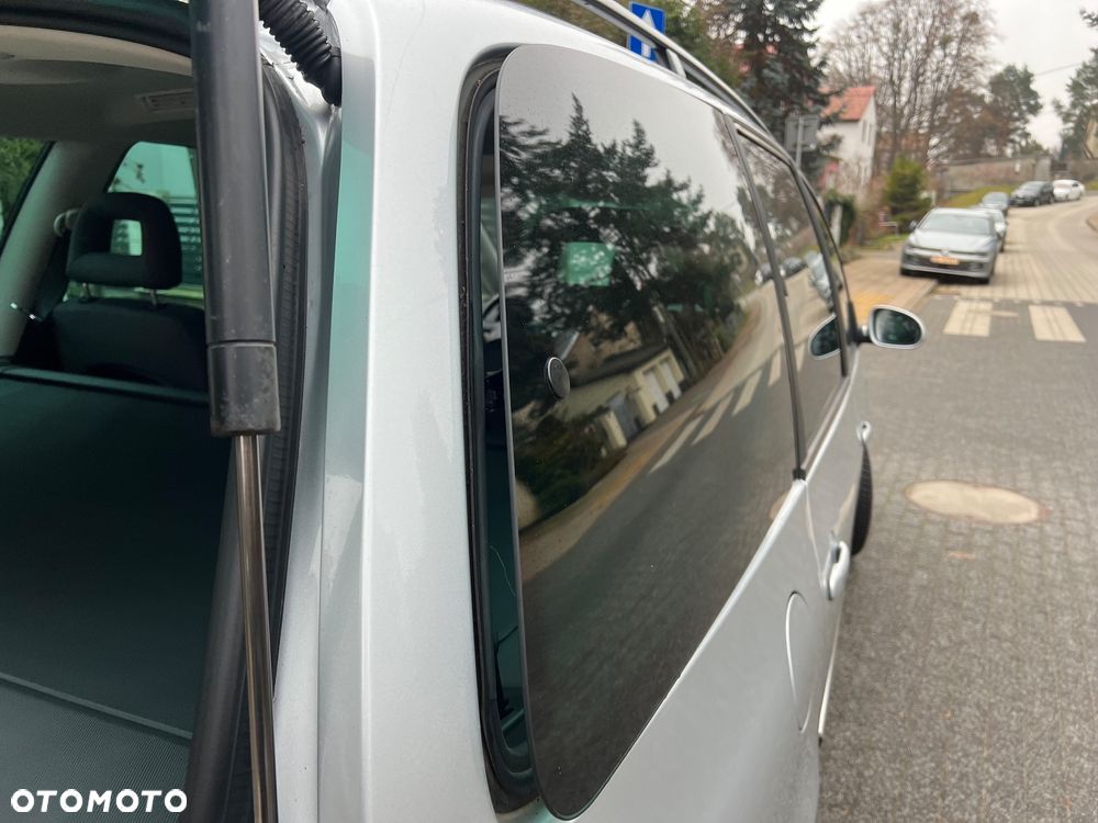 Volkswagen Sharan 2.0 Comfortline Family - 30