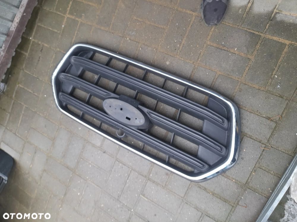 FORD TRANSIT MK8 LIFT GRILL ATRAPA - 5