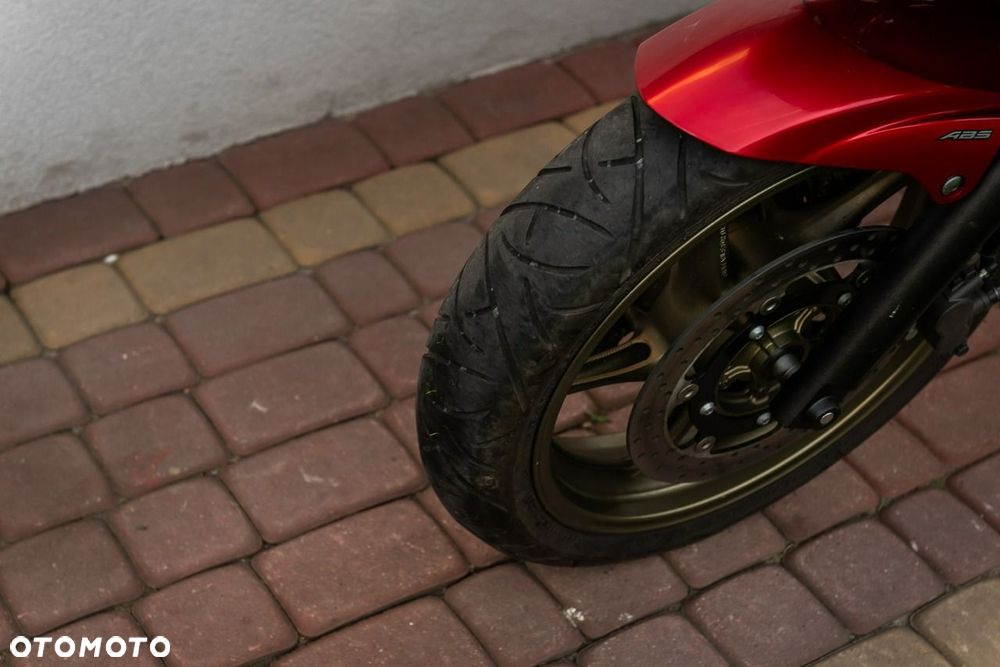 Yamaha XJ - 9
