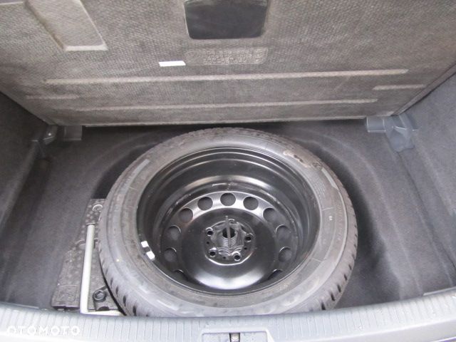 Volkswagen Golf 1.4 TSI BlueMotion Technology DSG Lounge - 31