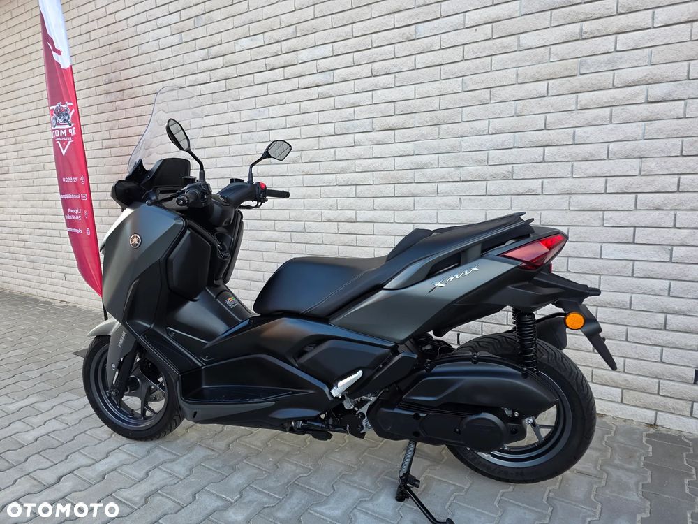 Yamaha X-max - 4