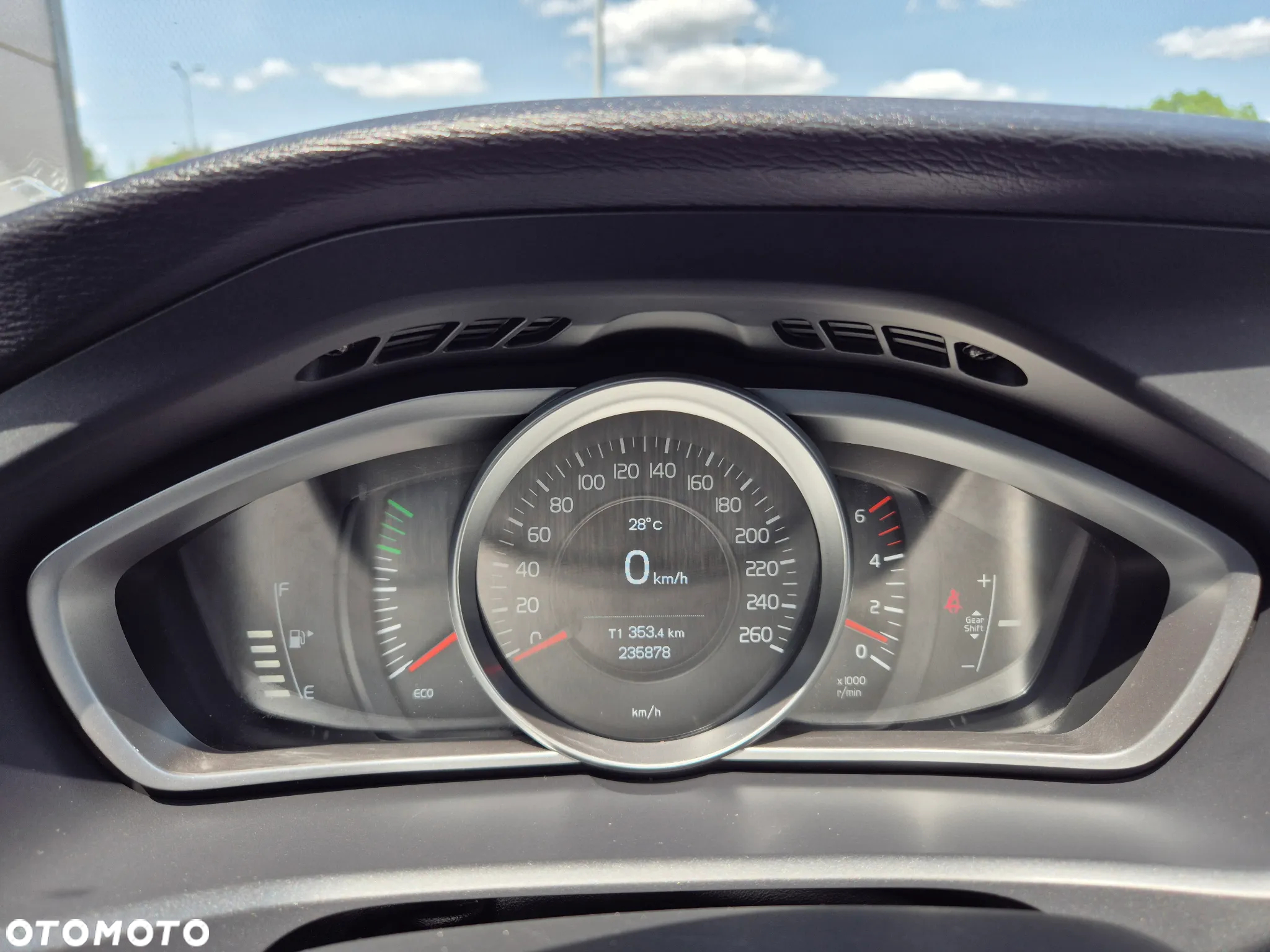 Volvo V40 D2 Momentum - 21