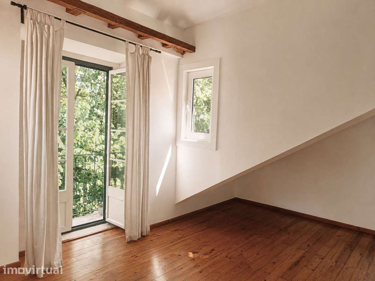 Duplex T2 com varanda, São Bento, Lisboa - Grande imagem: 5/20