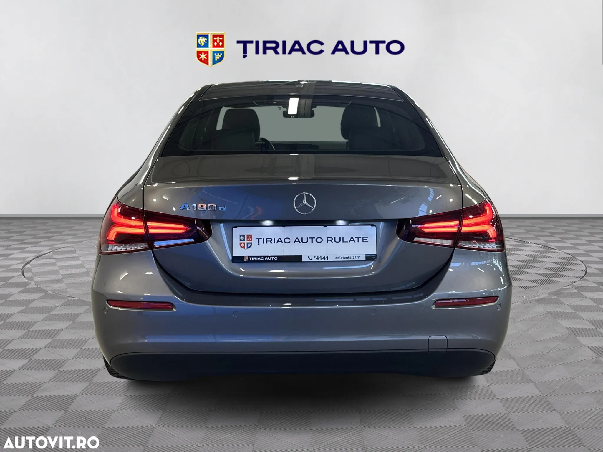 Mercedes-Benz A 180 d 8G-DCT - 4