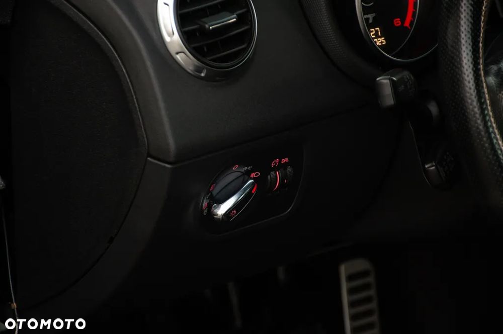 Audi TT Coupé 2.0 TDI quattro - 39