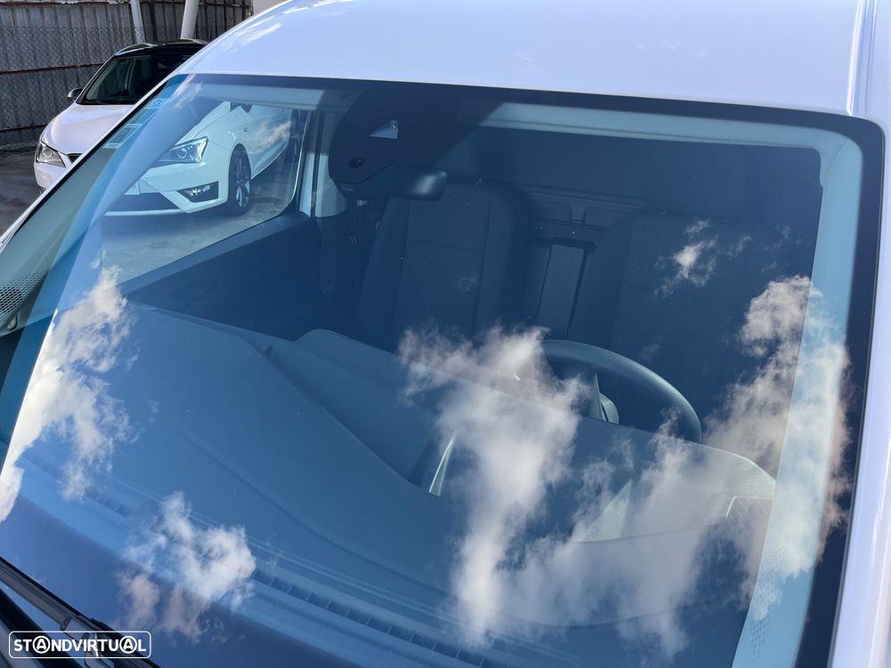 VW Caddy Cargo 2.0TDi 102 Cv Business - 14