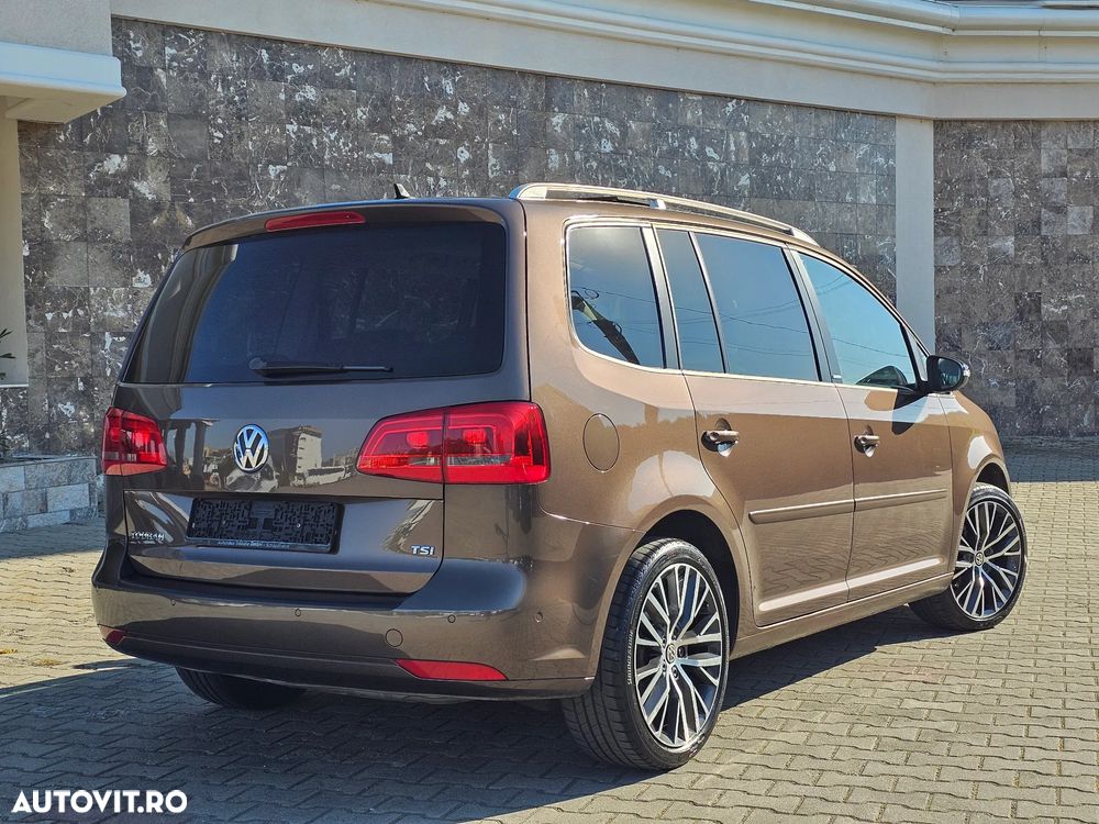 Volkswagen Touran 1.4 TSI DSG STYLE - 3