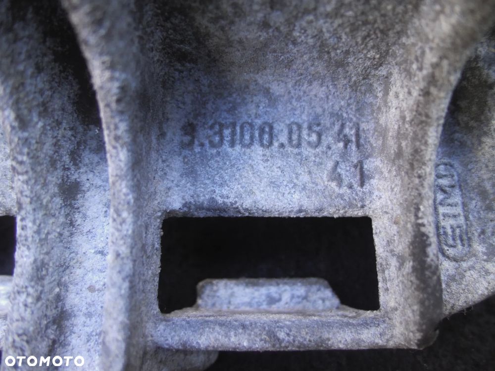 ŁAPA WSPORNIK MOCOWANIE SKRZYNI RENAULT KANGOO I LIFT CLIO II 1.5DCI 430825 POSIADAM 4 SZT - 4