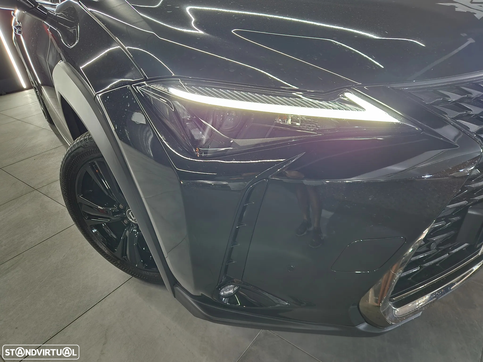 Lexus UX 250h Special Edition (LCA) - 2