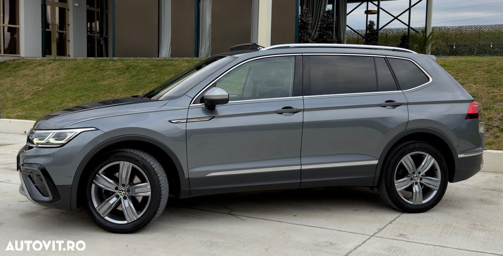 Volkswagen Tiguan 2.0 TDI SCR 4MOTION DSG Elegance - 27