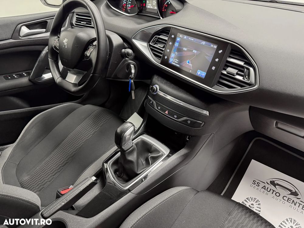 Peugeot 308 PureTech 110 Stop & Start Style - 15