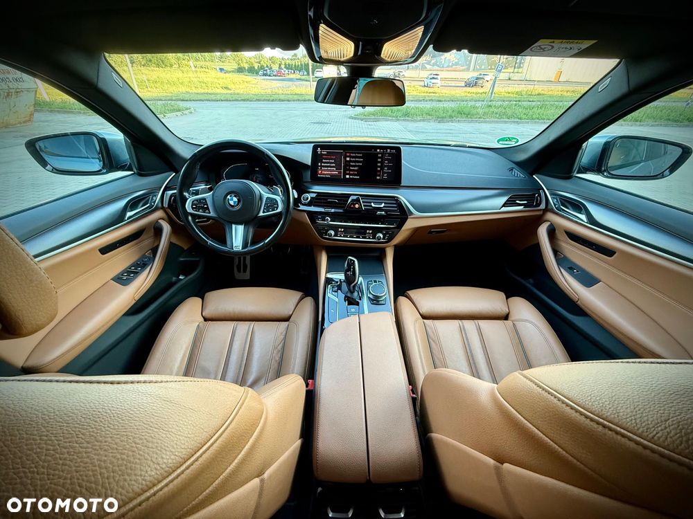 BMW Seria 5 540d xDrive M Sport Edition - 7