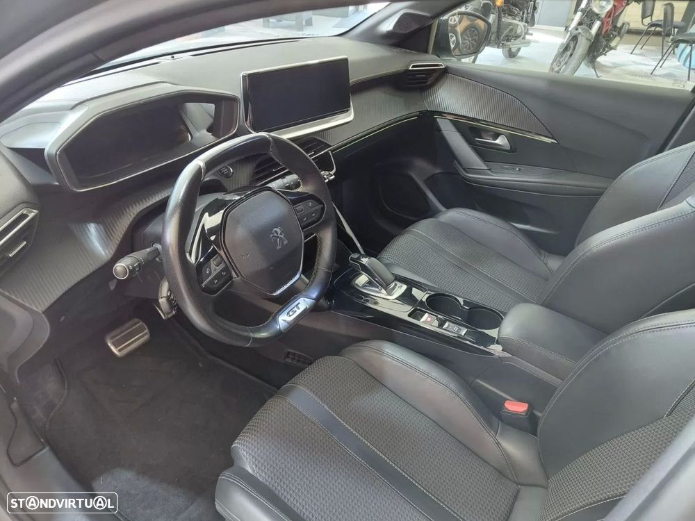 Peugeot e-208 50 kWh GT Line - 11