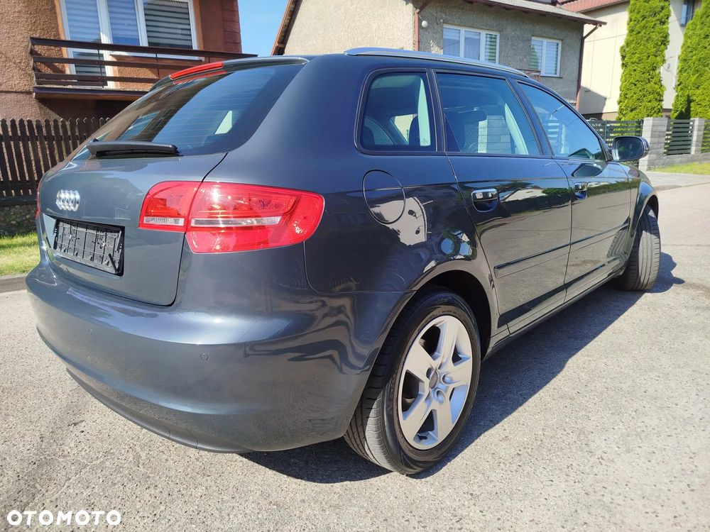 Audi A3 Sportback 1.6 Ambition - 13