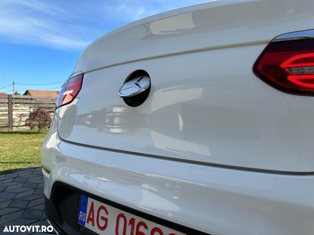 Mercedes-Benz GLC 250 d 4Matic 9G-TRONIC AMG Line - 12