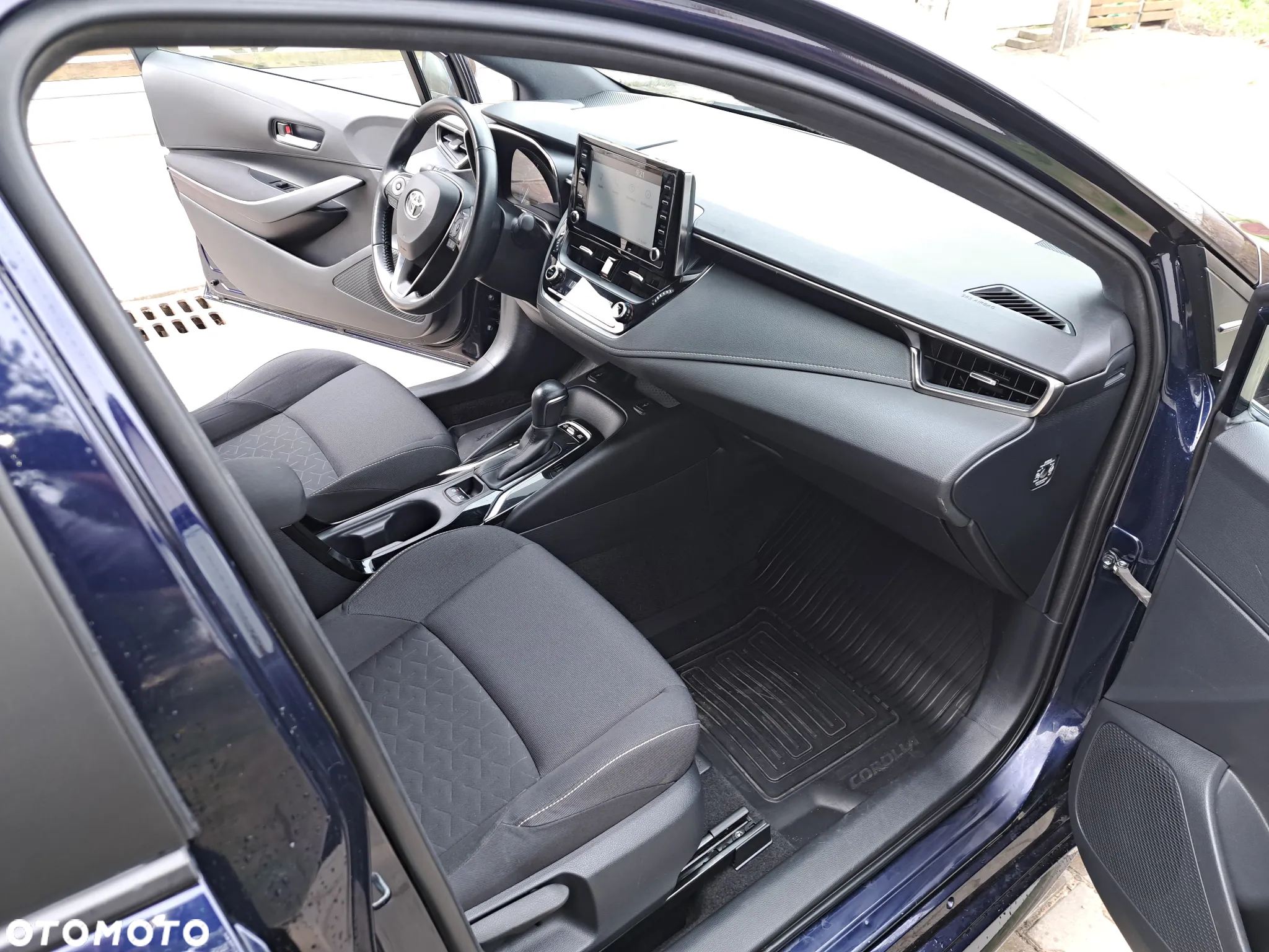 Toyota Corolla 1.8 Hybrid GPF Comfort - 16