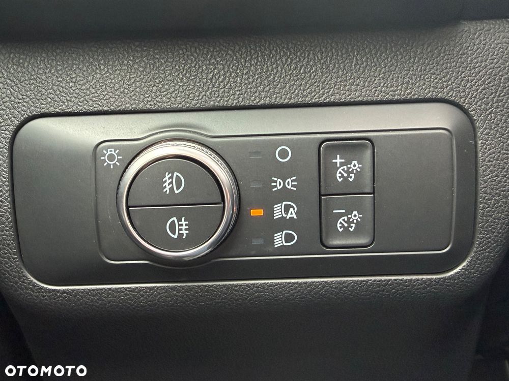 Ford Kuga 2.0 EcoBlue Hybrid TITANIUM X - 35