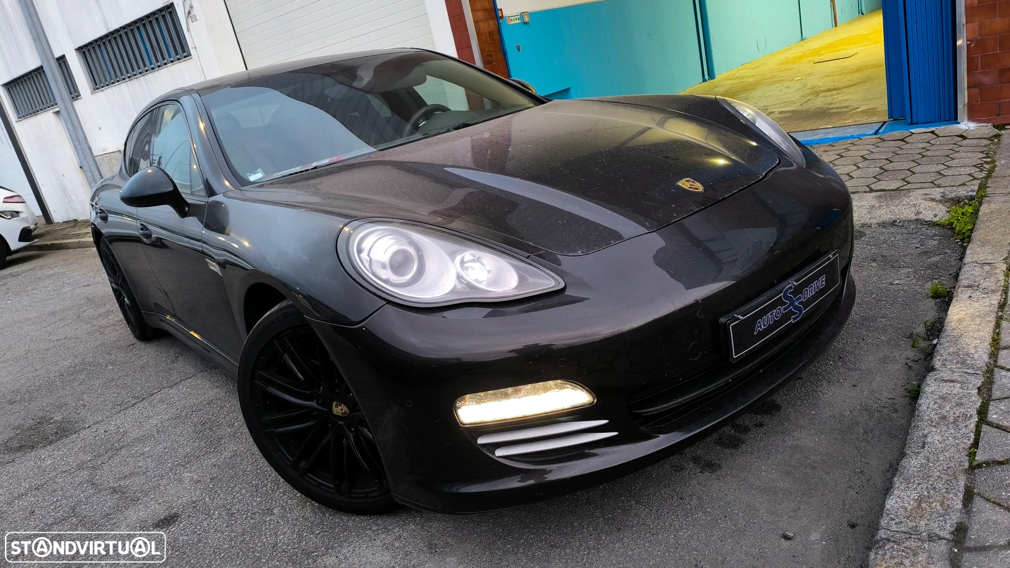 Porsche Panamera Platinum Edition PDK - 4