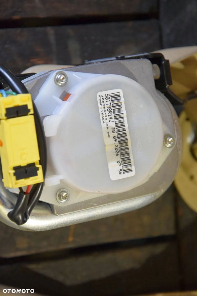 Honda Civic VIII UFO 06-11 Pas bezpieczeństwa napinacz prawy lewy przód BEŻOWY JASNY KREMOWY - 8