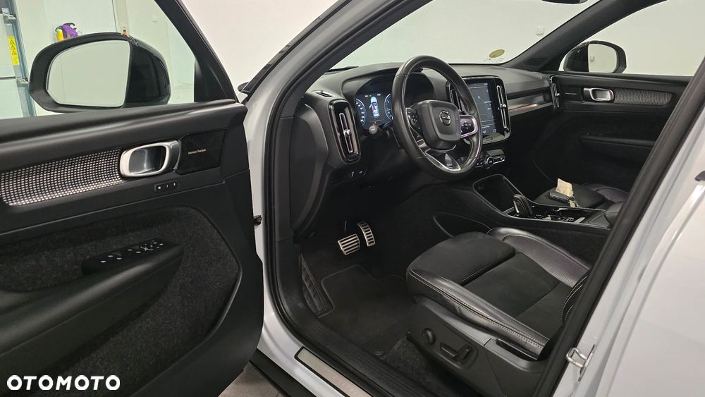 Volvo XC 40 D3 SCR R-Design - 5