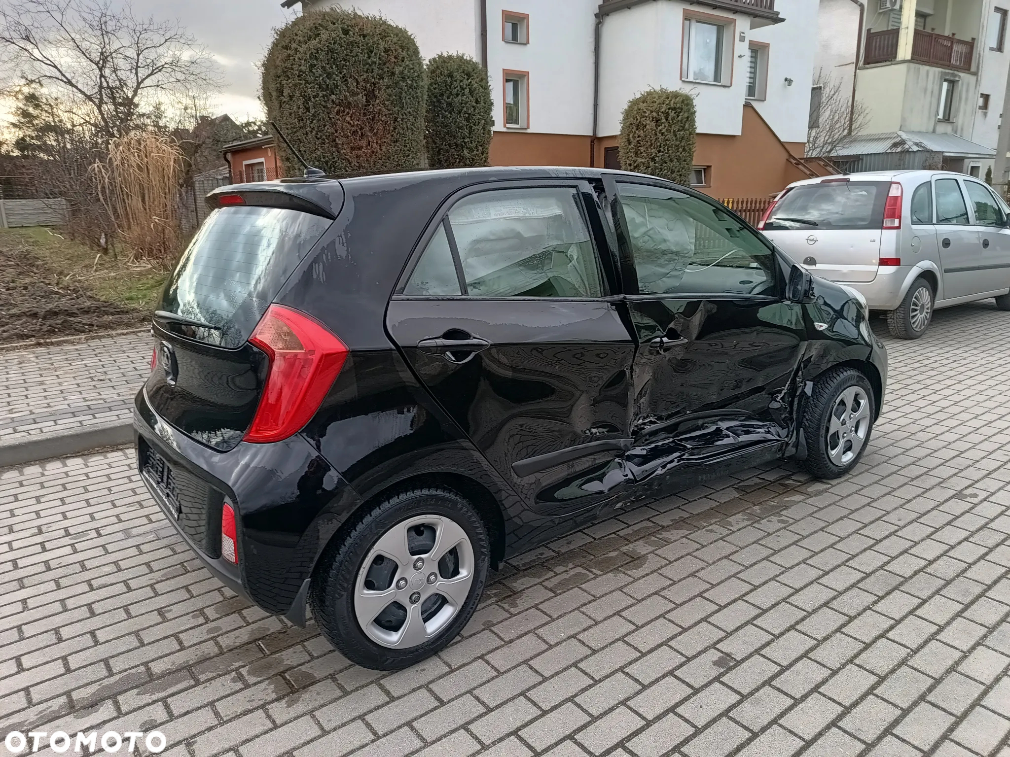 Kia Picanto - 11