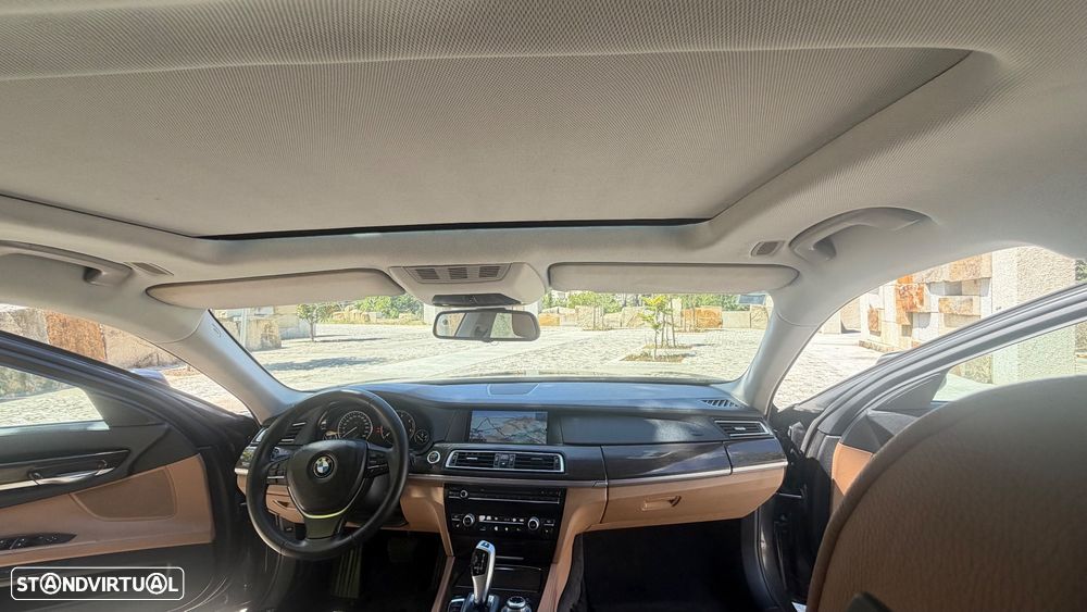 BMW 730 d - 16