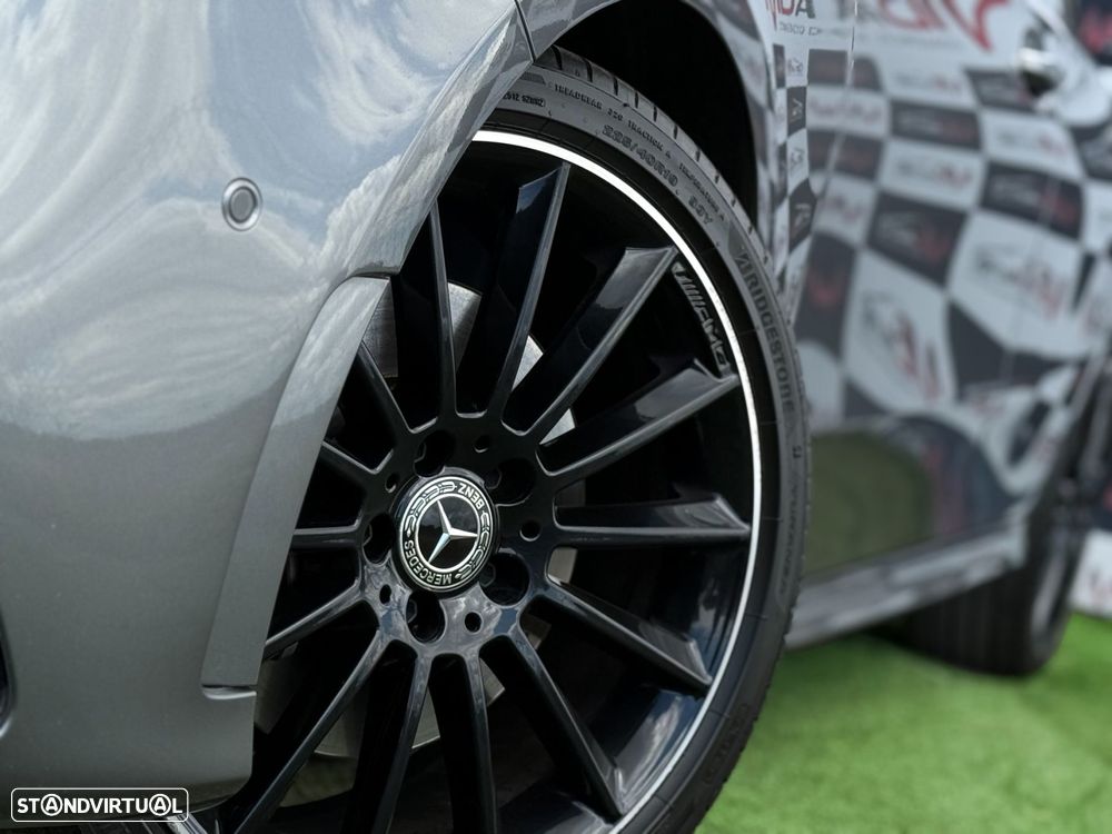 Mercedes-Benz A 250 e AMG Line - 6