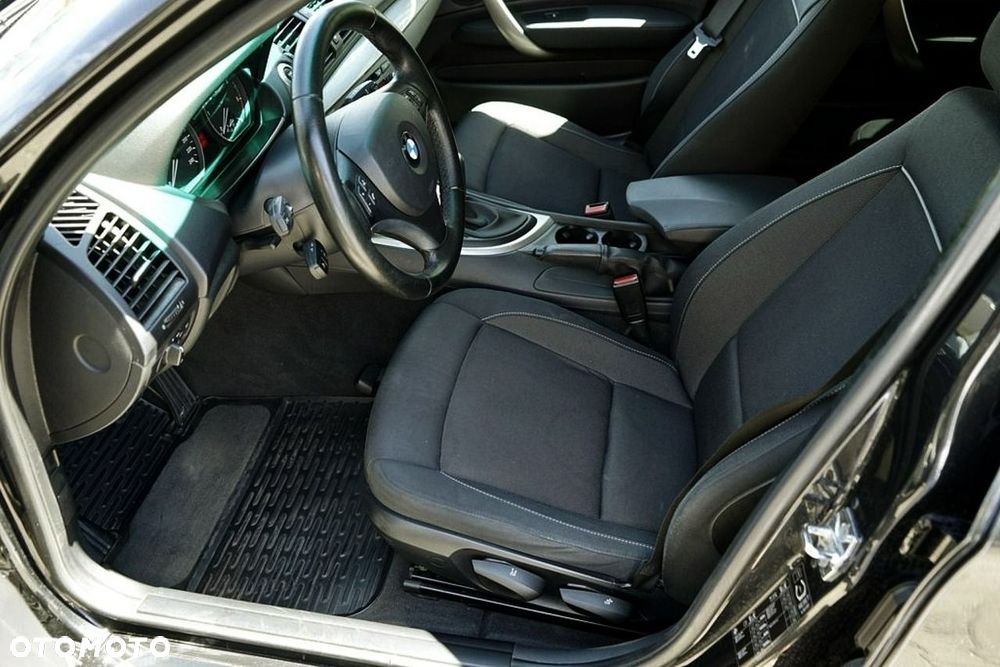 BMW Seria 1 118d - 15