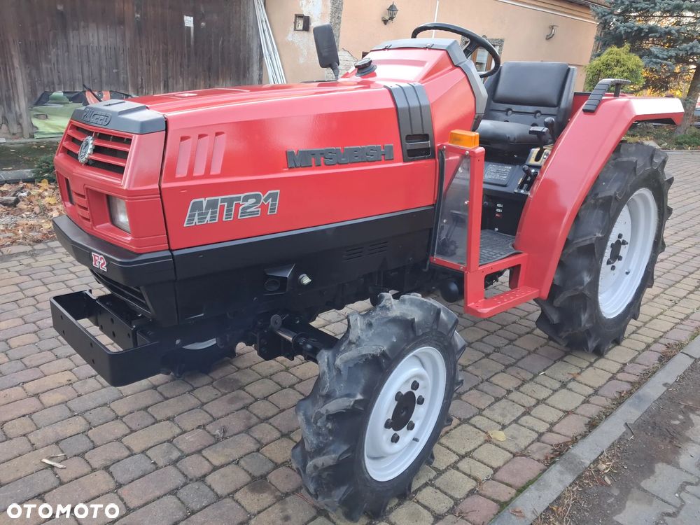 Mitsubishi Mt21 - 4