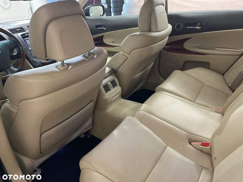 Lexus GS - 11