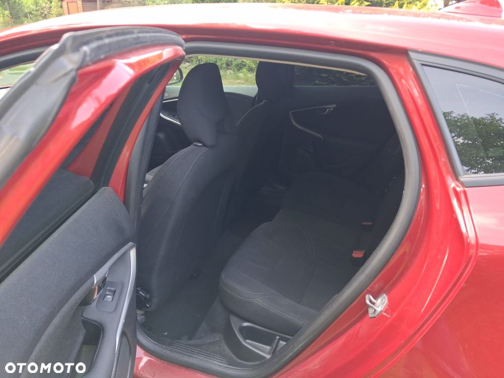 Volvo V40 D2 Geartronic Momentum - 13