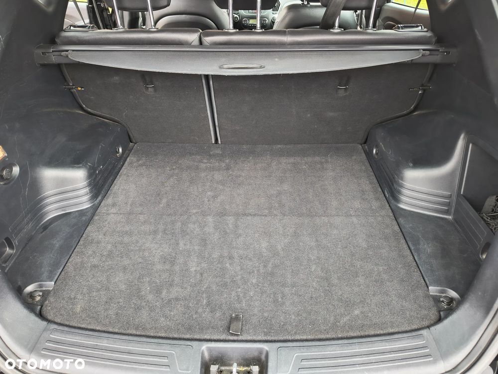 Hyundai ix35 1.7 CRDi Comfort 2WD - 12