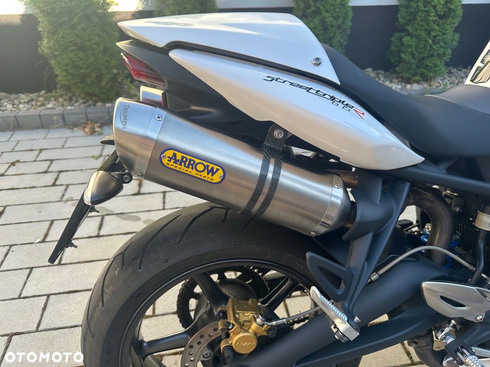 Triumph Street Triple - 7