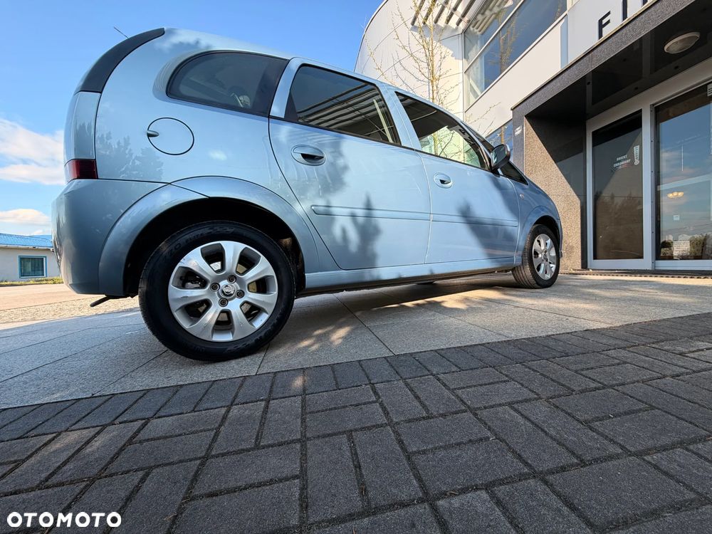 Opel Meriva - 24