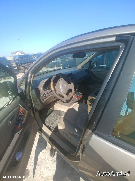 Dezmembrez Lexus RX300 - 3