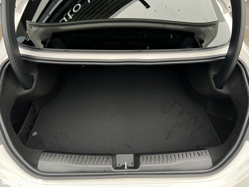 Mercedes-Benz CLA - 22