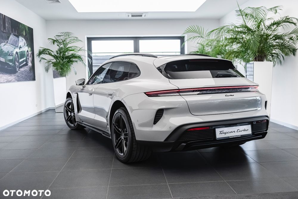 Porsche Taycan - 20