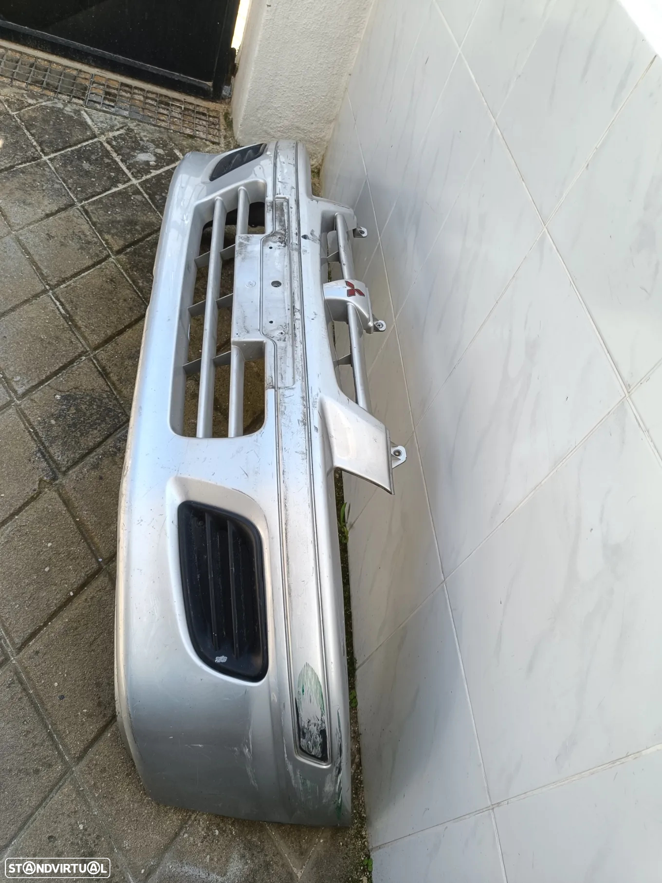 Para choques Mitsubishi space star 2000 - 2