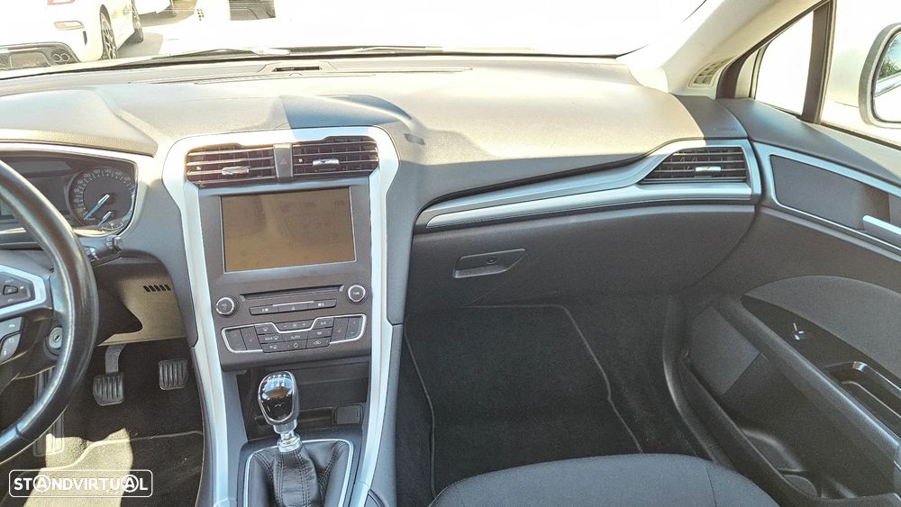 Ford Mondeo SW 1.5 TDCi Titanium - 17