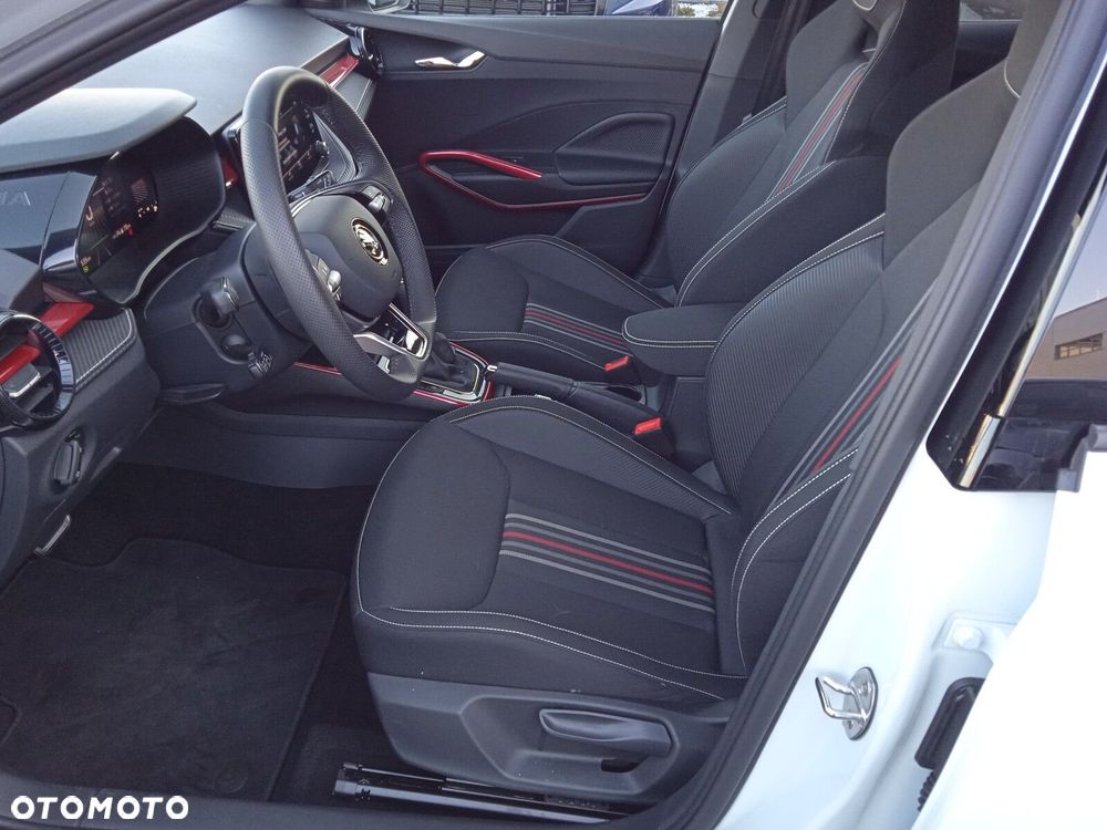 Skoda Fabia 1.0 TSI Monte Carlo DSG - 13