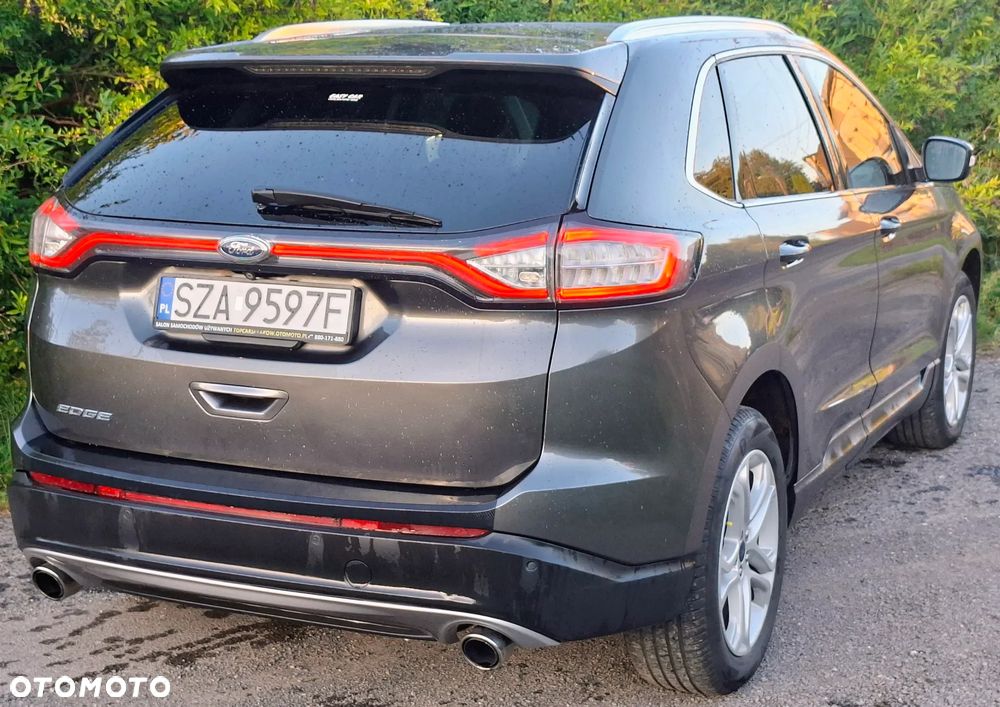Ford Edge - 8