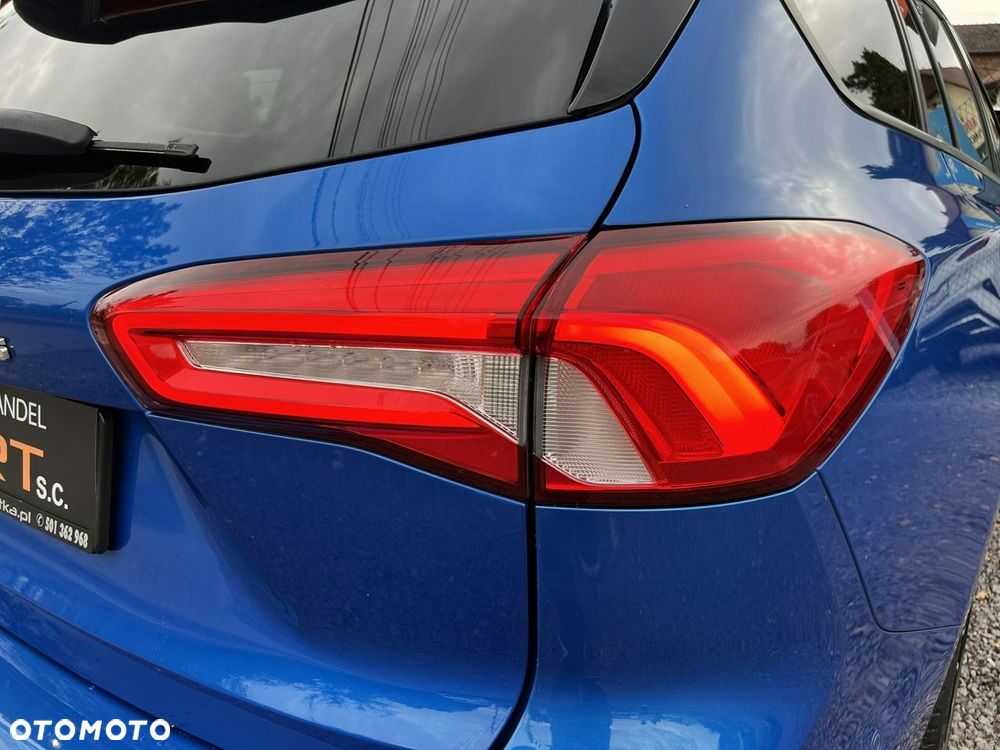 Ford Focus - 30