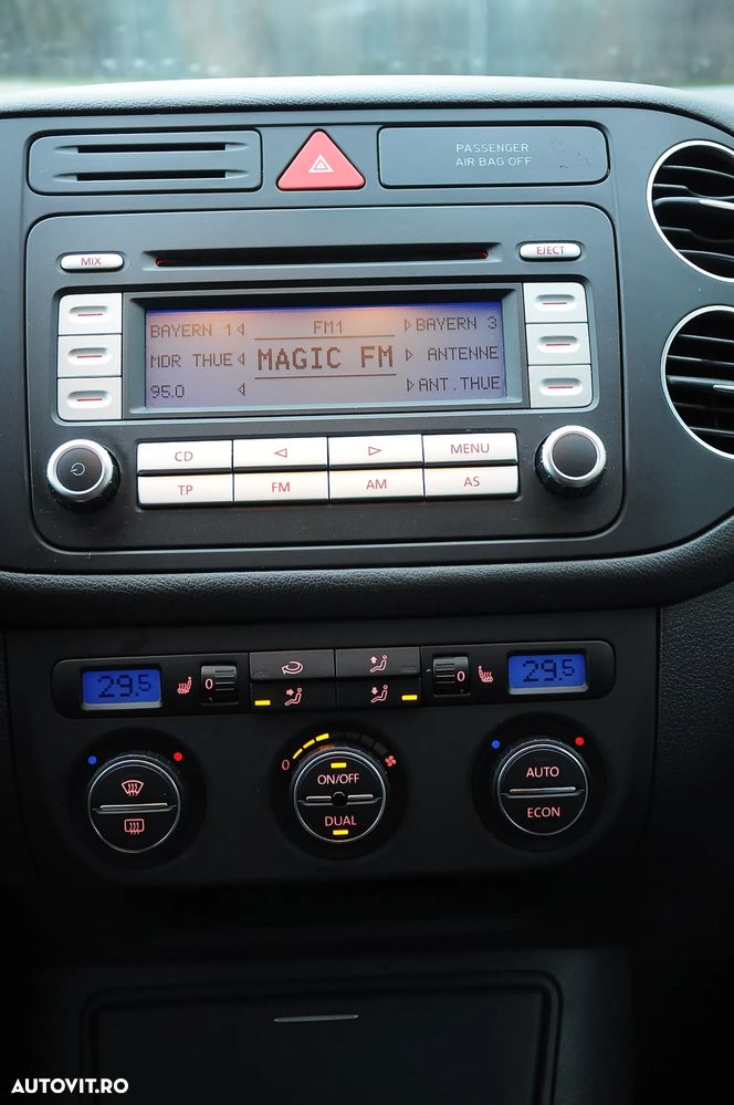 Volkswagen Golf Plus 2.0 TDI Tour - 11