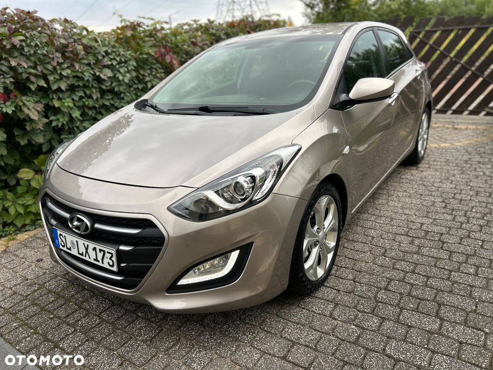 Hyundai i30 blue 1.4 Classic - 2