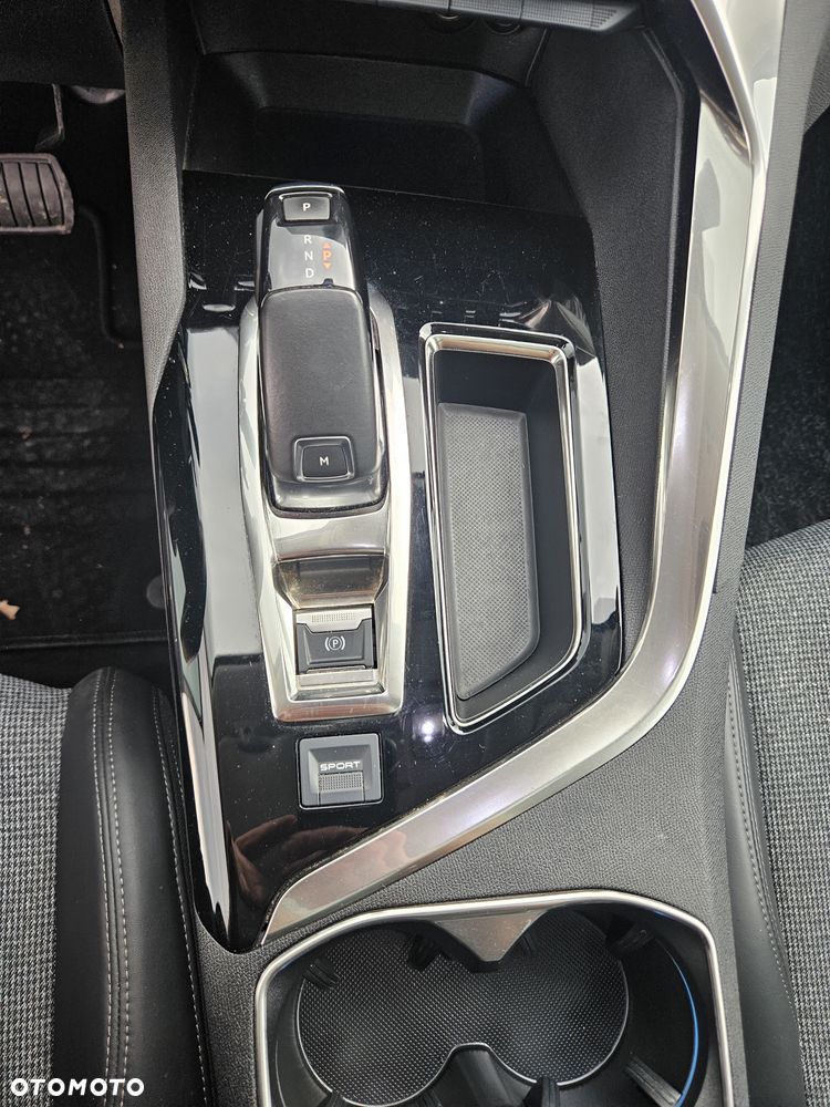 Peugeot 3008 BlueHDi 120 EAT6 Stop & Start Allure - 16