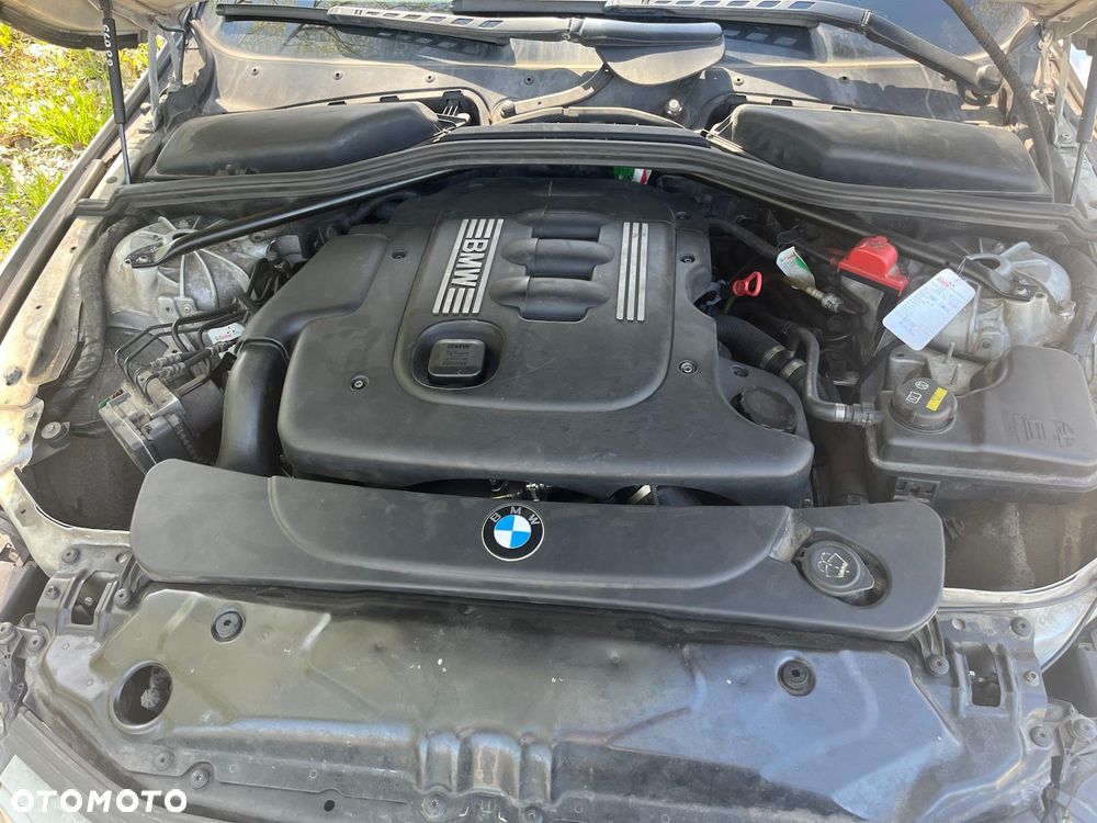 BMW Seria 5 520d - 5