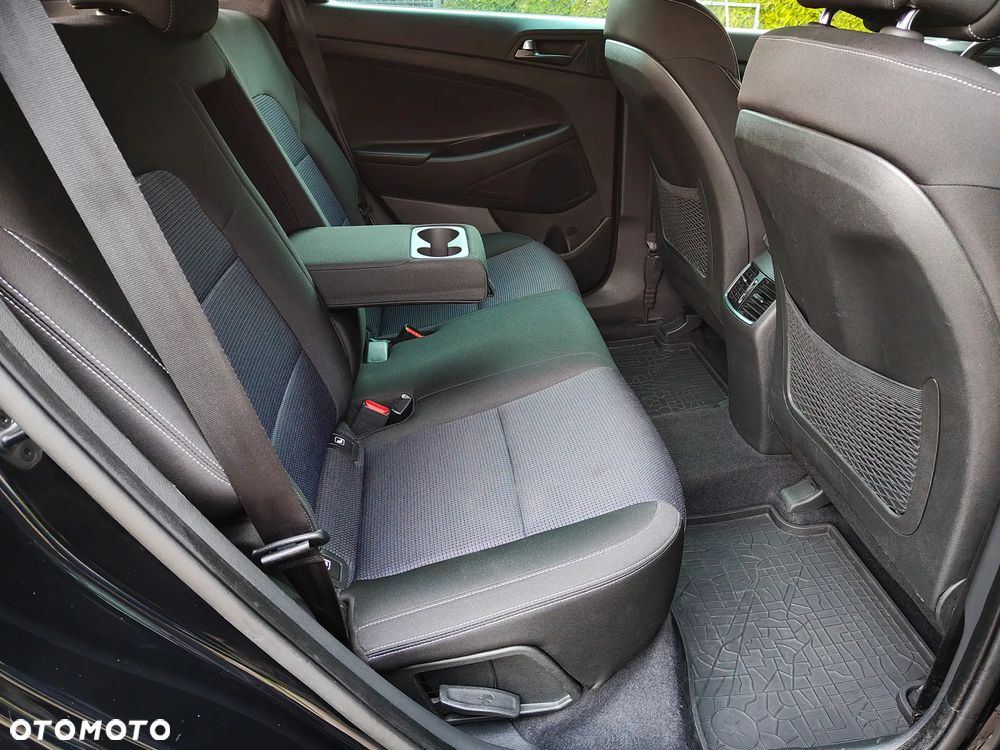 Hyundai Tucson 1.6 GDi 2WD Select - 26